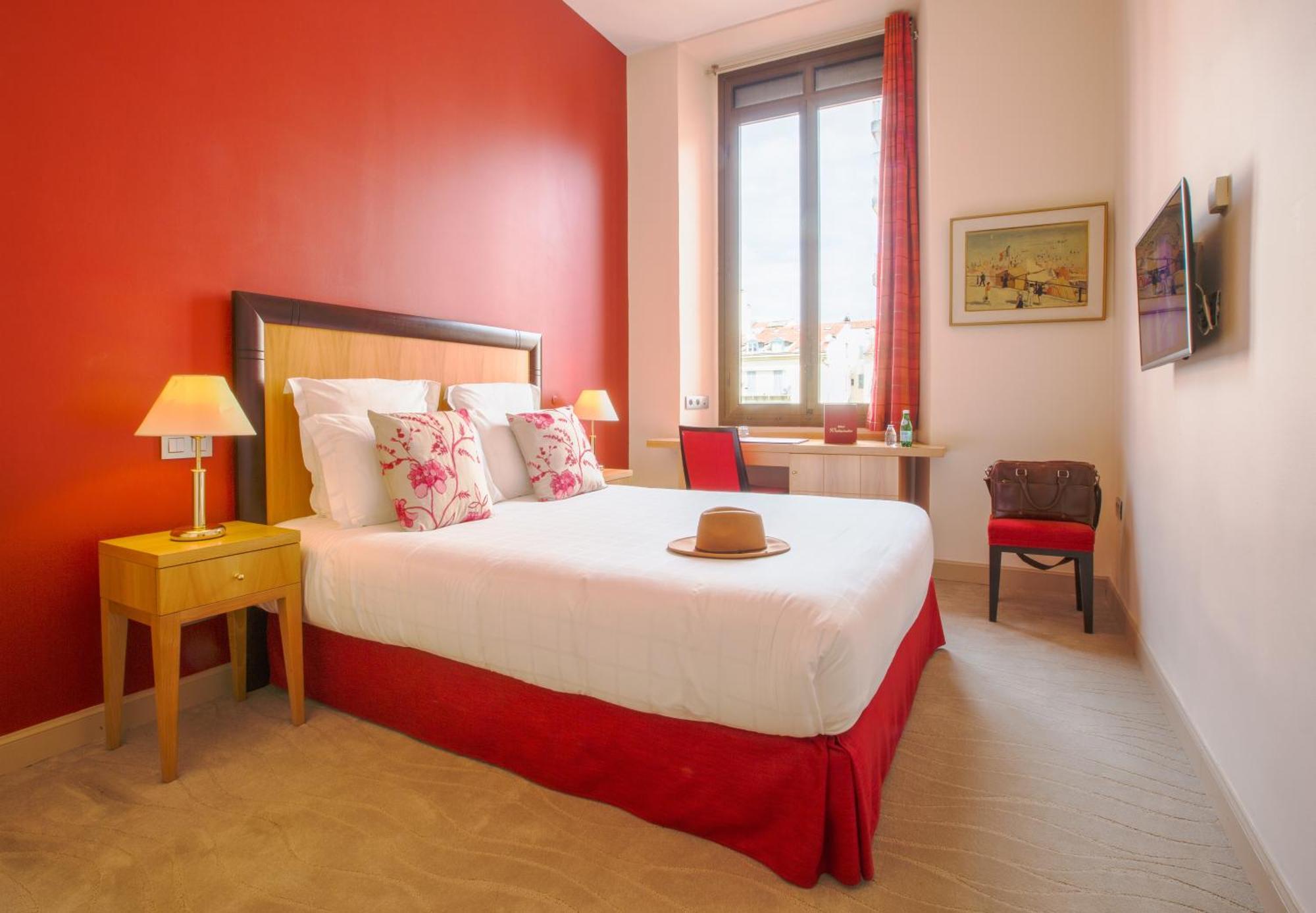 Westminster & 4* Nice